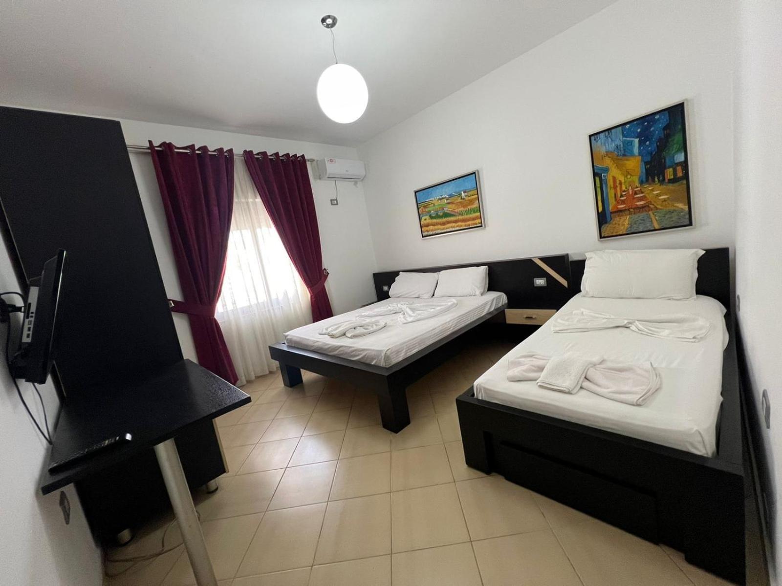 La Luna Hotel Ksamil Buitenkant foto